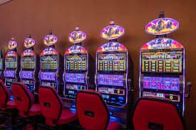 Fantasy slot entertainment overview for Dragon Hatch on the 6v666 platform